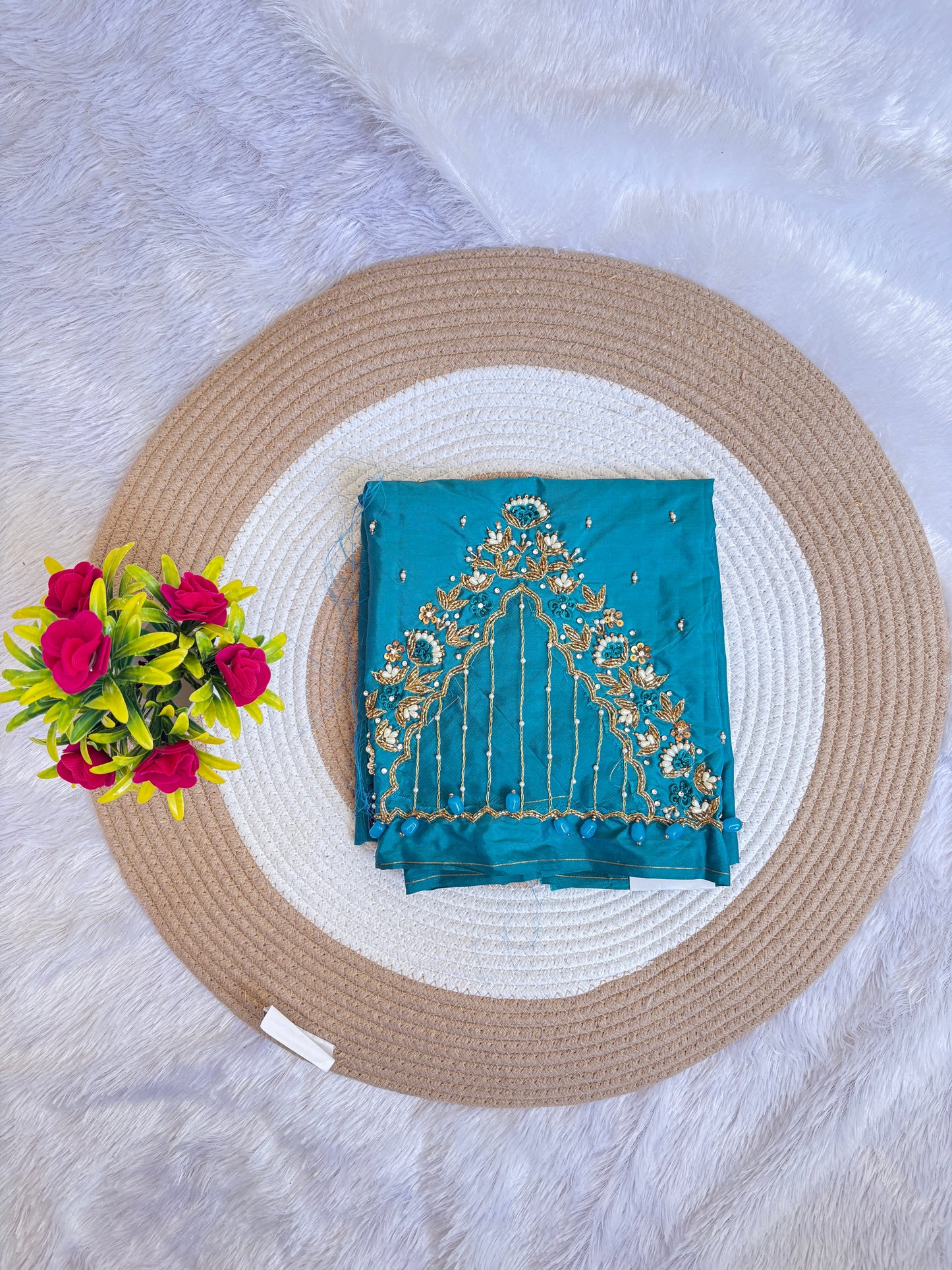 HKRF28 V Net sleeve Maggam work blouse