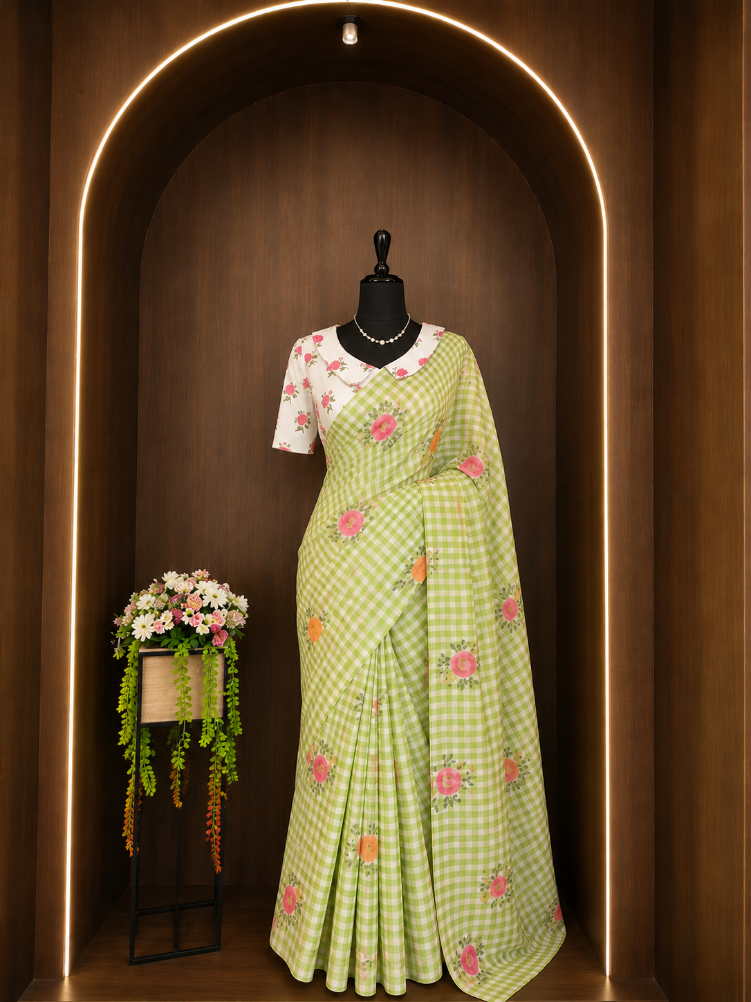 Soft Linen Checks Saree – Lightweight & Elegant Everyday Wear KSM07
