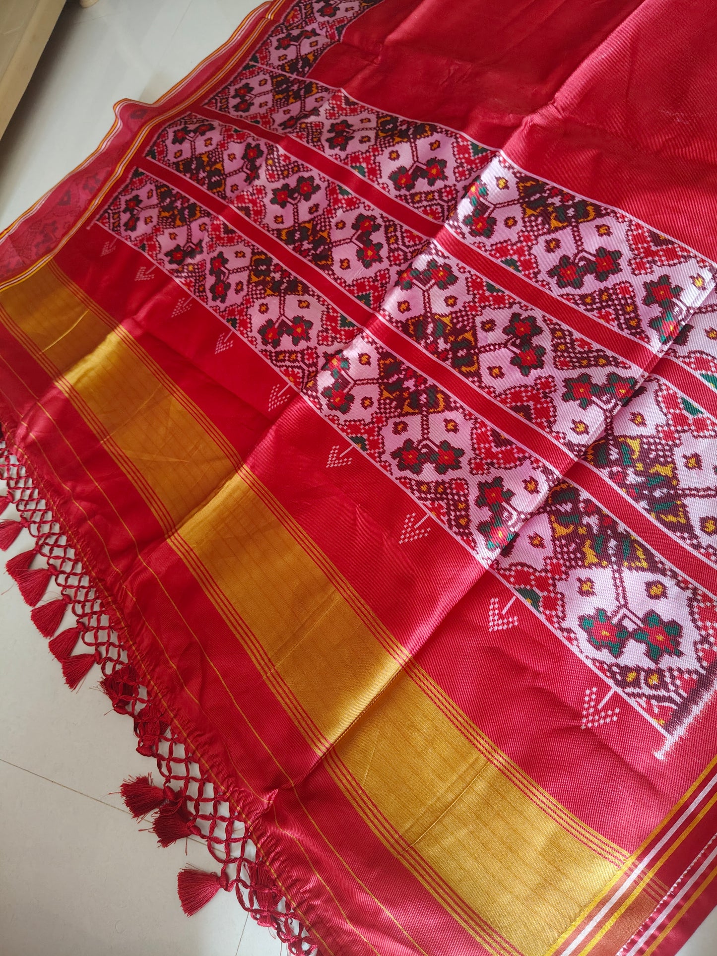 Red Patola Pattu Silk Saree for Women HK31